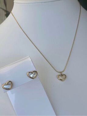 Gold Mother of Pearl Heart Pendant Necklace and Earrings Set